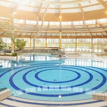 Wassernahes Ferienhaus Mit Meerblick Und Schwimmbadnutzung In Sellin - Ferienhaus Rohrweihe Gager Exterior foto